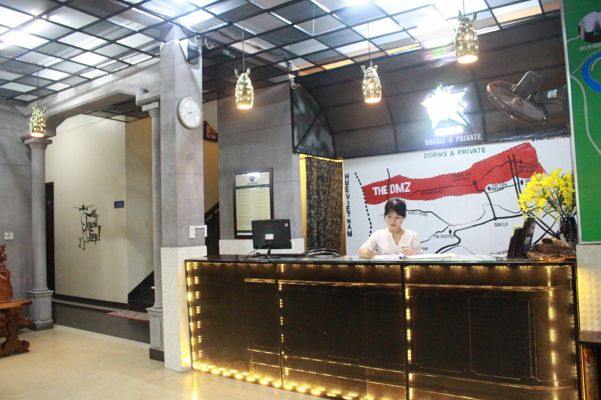 Dmz Hostel Hue Exterior photo